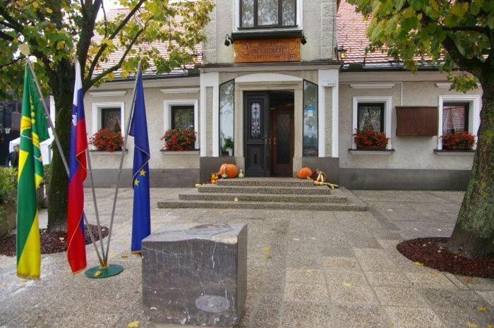 Marincic Inn Škocjan エクステリア 写真